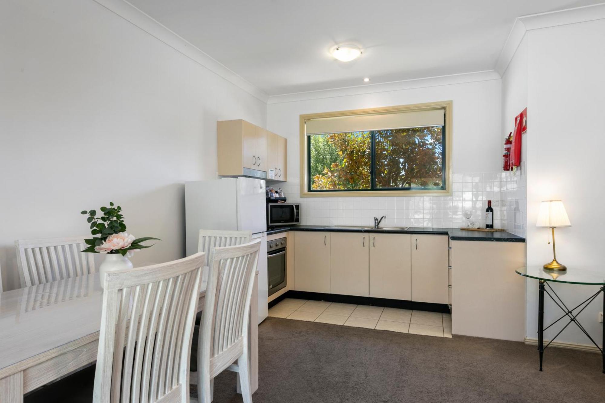 Potters Apartments Cessnock Exterior photo